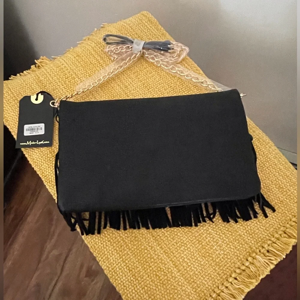 🔴NWT🔴 Moda Luxe Black Shoulder Bag with Fringe
